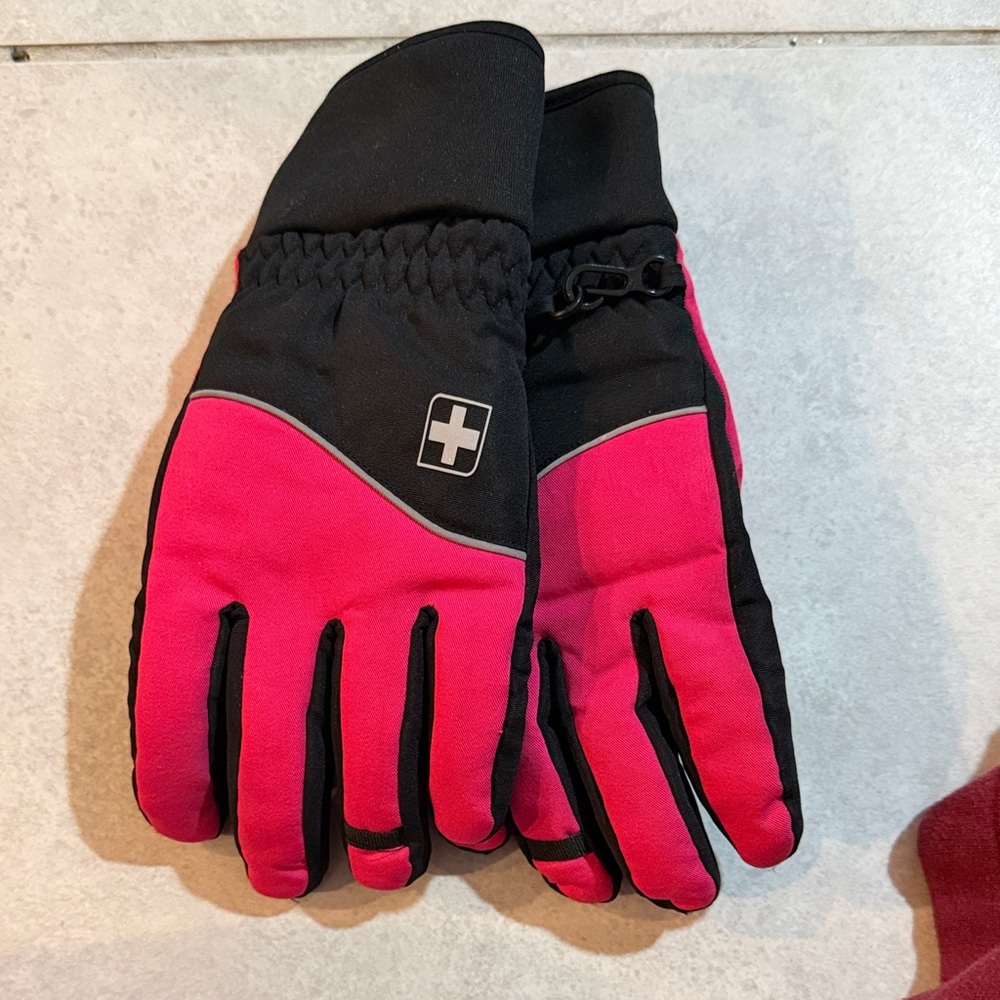 Kid pink and Black Winter Gloves